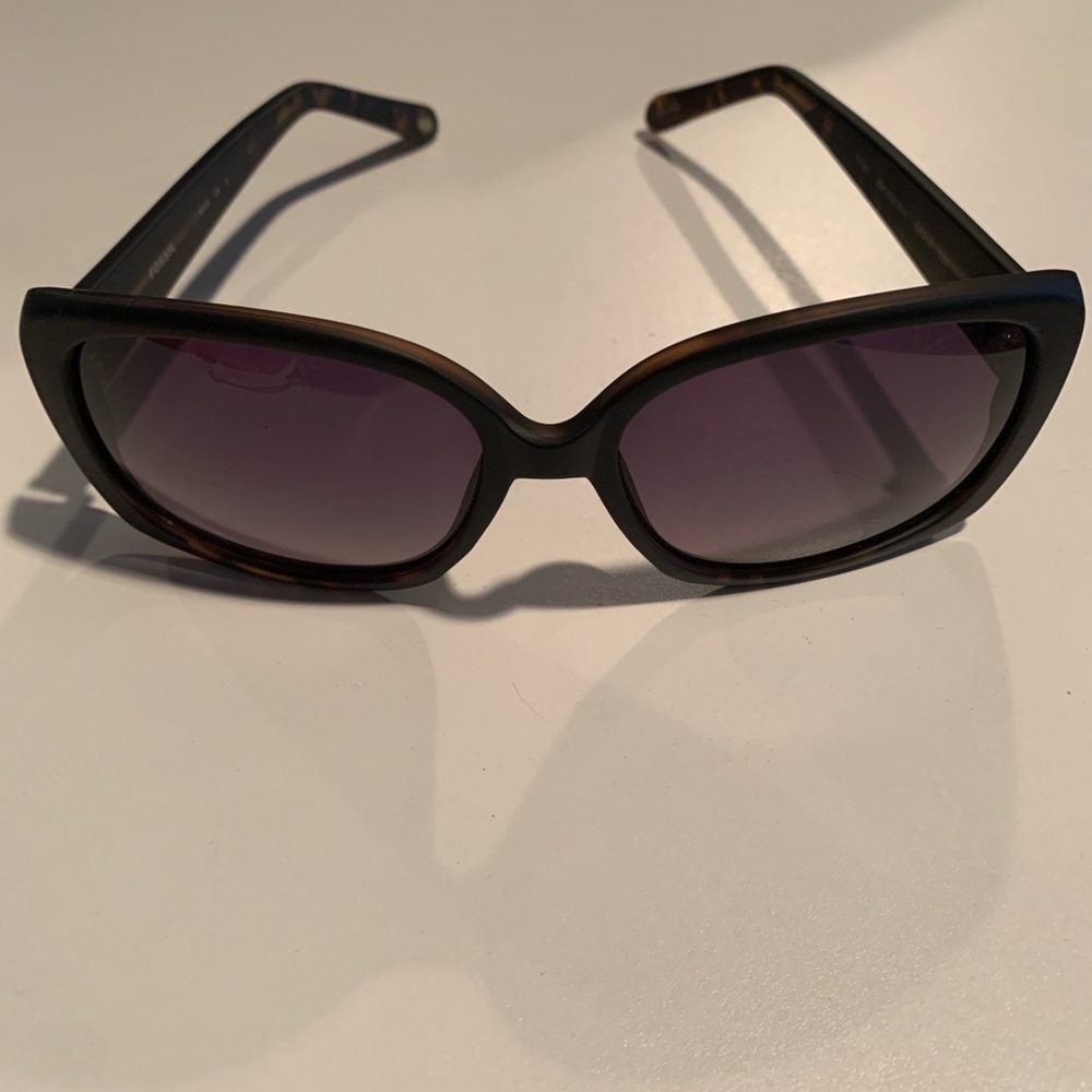 Fossil Black and Brown Sunglasses NWOT